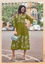 Mittoo Angoori Heavy Rayon Thread Work Kurti 6 Pcs Set