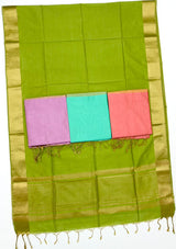 Onam Khadi Silk Saree with Big Zari Border & Tassels - 4 Pcs Set