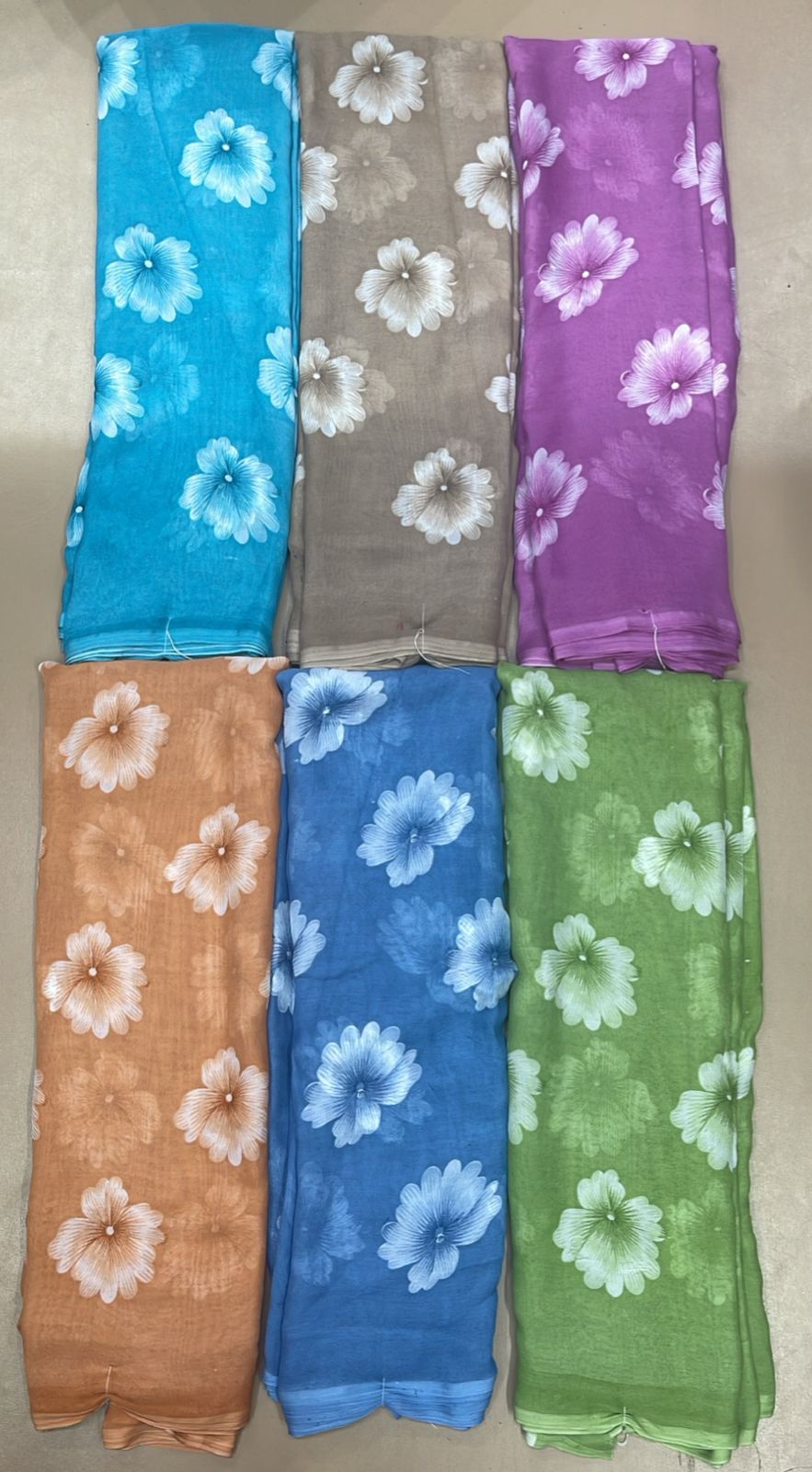 Ekstree Renial Fancy Print Saree 6 Pcs Set with Soft Floral Designs – Budget Collection-M.R. Saree Emporium