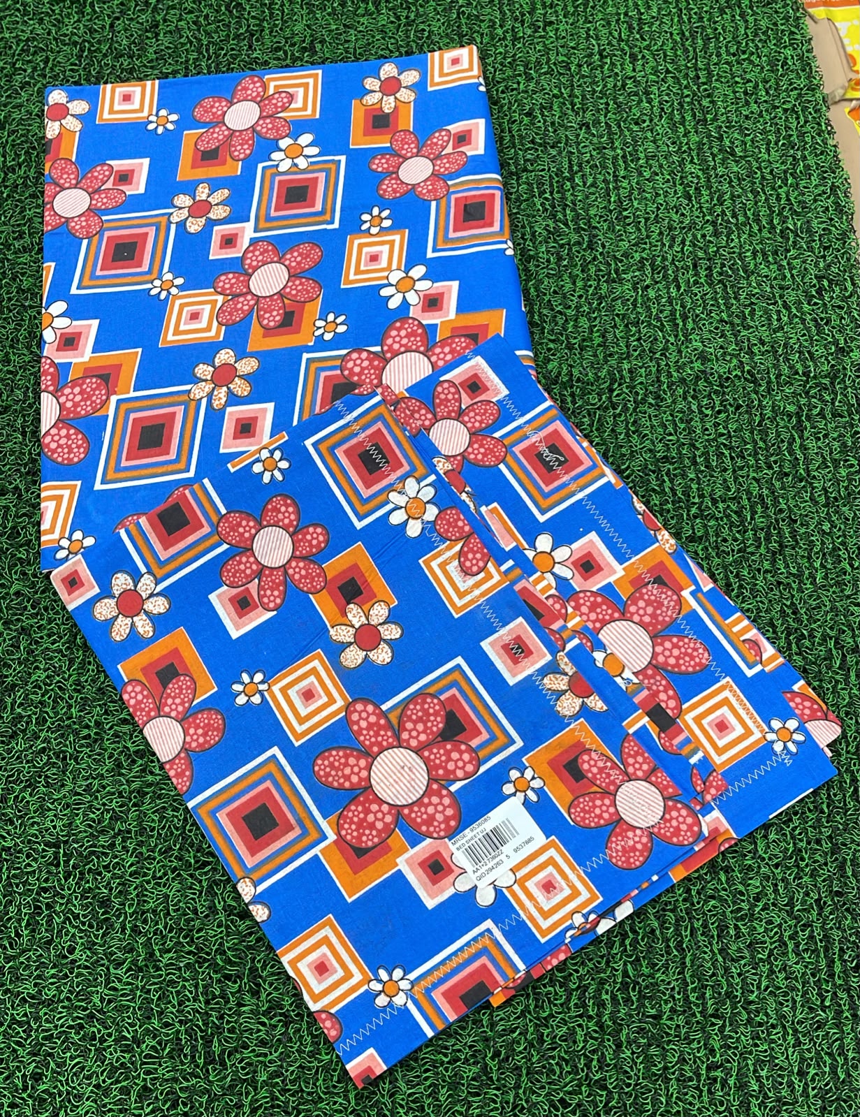 Single Size Printed Bedsheet with 2 Pillow Covers - M.R. Saree Emporium