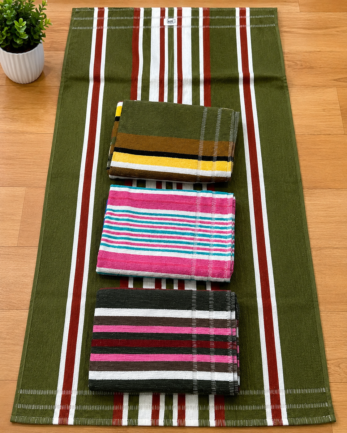 Premium Bath Towel Set 30x60 - 4 PCS Cotton Towels - Striped Design - M.R. Saree Emporium