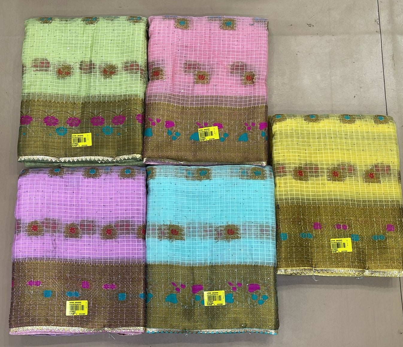 Ekstree Fabric Organza Saree Set (5 Pcs Combo) With Unstitched Blouse – Lightweight Designer Printed Wholesale CollectionM.R. Saree Emporium