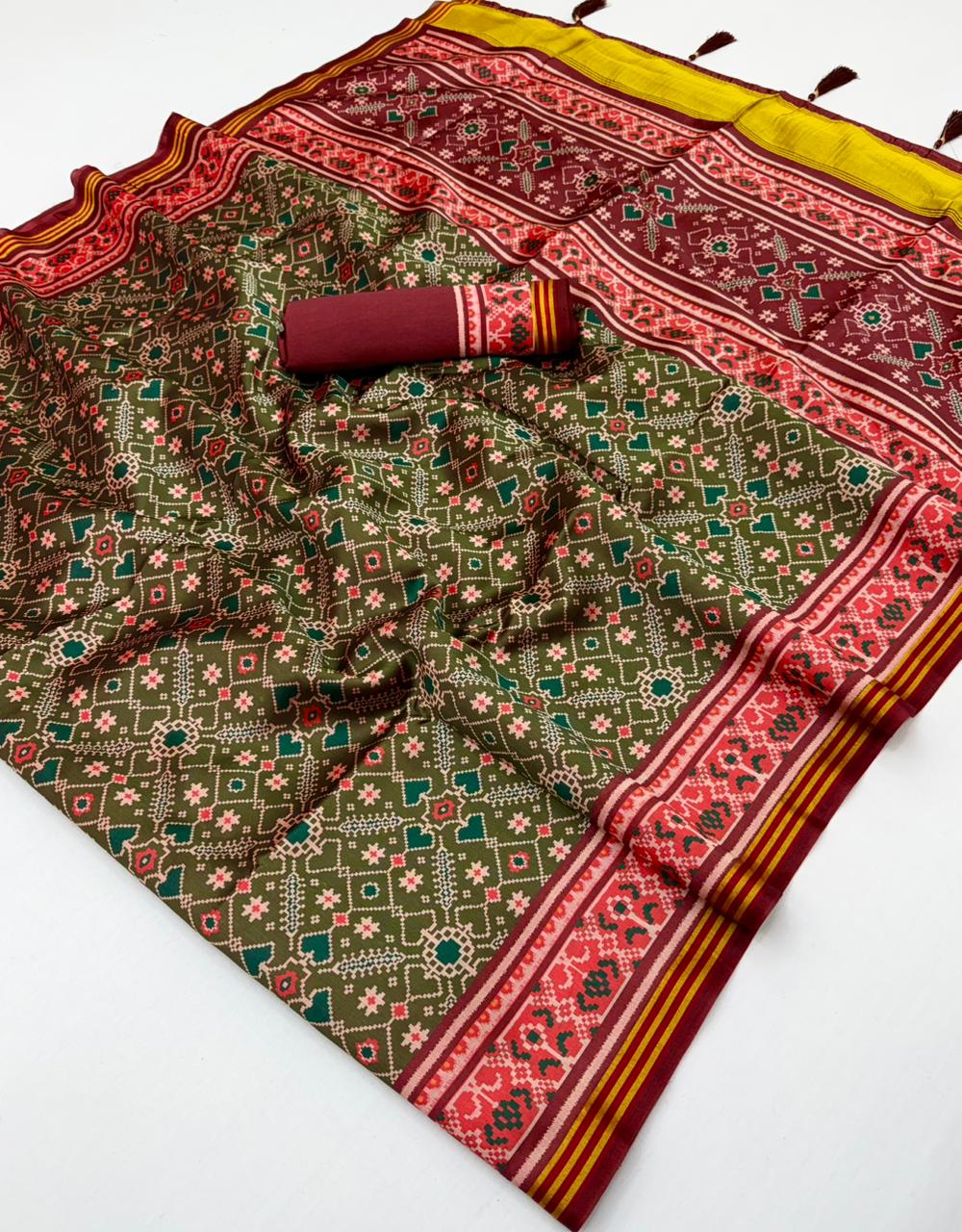 RajYog RajMata Pavitra Patola Silk Saree - Handloom Weaving Zari Border Lagadi Patta - M.R. Saree Emporium