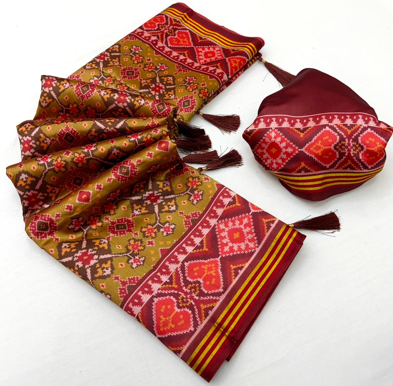 RajYog RajMata Pavitra Patola Silk Saree - Handloom Weaving Zari Border Lagadi Patta - M.R. Saree Emporium