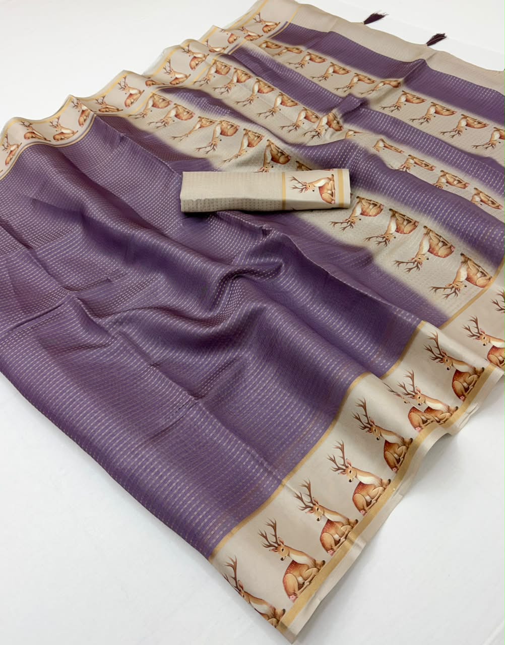 Chhavi Tusser Saree - Soft Tusser with Zari Checks & Tassels-4 Pcs Set.