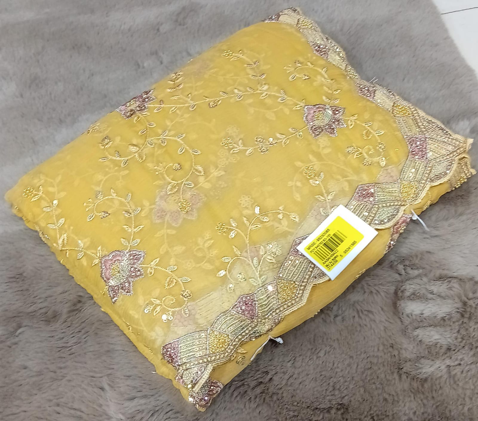 Embroidered Chiffon Saree – 4 Pcs Set with Floral Work & Scallop Lace Border M.R. Saree Emporium