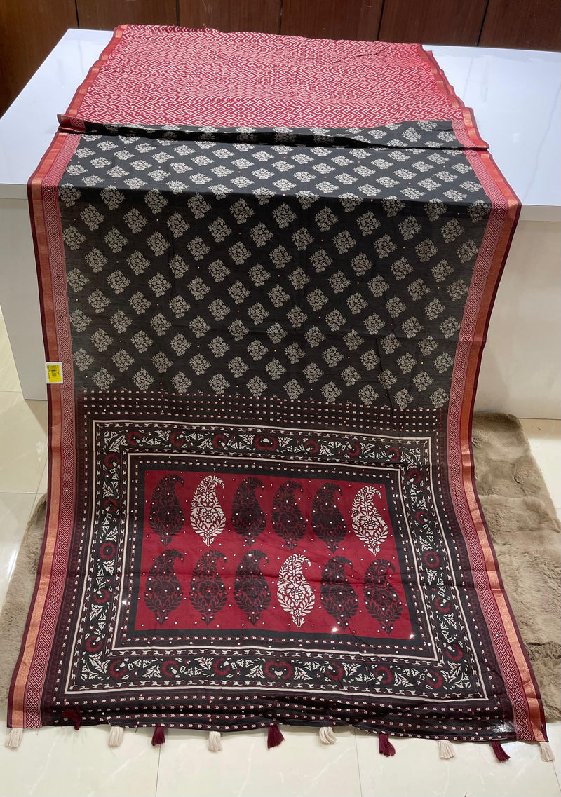 Mul Cotton Black & Maroon Paisley Print Saree M.R. Saree Emporium