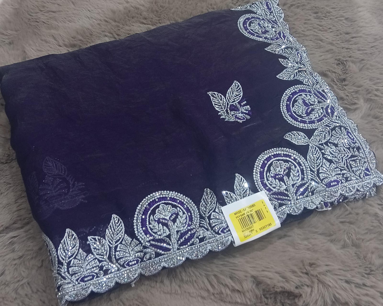 Barbari -02 Embroidered Partywear Saree with Silver Border – Set of 07 M.R. Saree Emporium