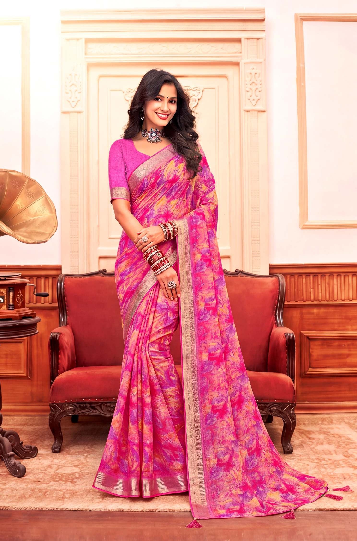 Jhanak Traditional Printed Saree with Elegant Zari Border & Designer Pallu