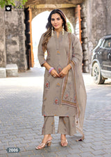 Kadlee Classy Look Rayon Printed Kurti Pant Dupatta Set 6 Pcs