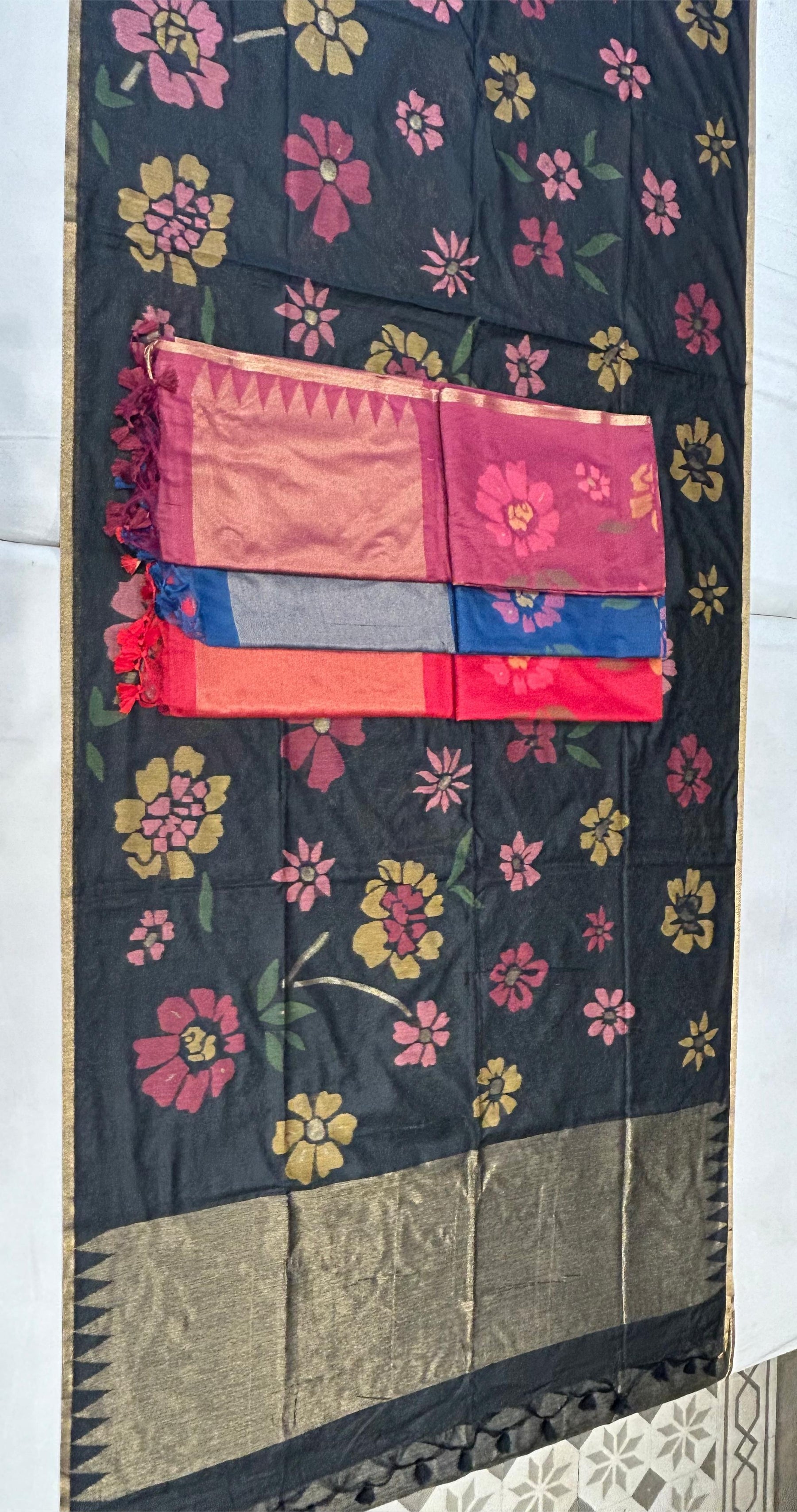 Kasturi Cotton Feel Jamdani Weave Jaal Saree – Elegant Floral Design-4 Pcs Set-M.R. Saree Emporium
