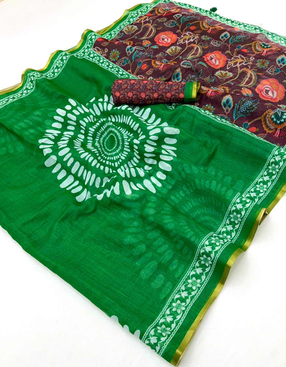 Kazari Series Lisha Soft Cotton Linen Saree with Zari Border & Fancy Tassels - M.R. Saree Emporium