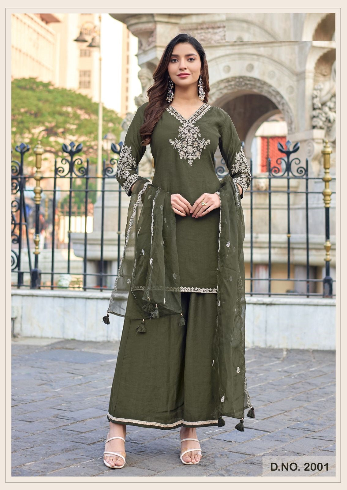 GORI Design 4 Viscose Crepe Suit Set with Thread & Handwork Dupatta -M.R. Saree Emporium