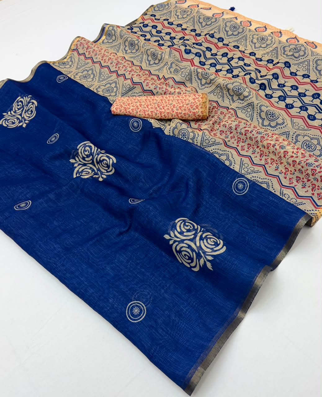 Kazari Series Lisha Linen Saree with Zari Border & Tassels