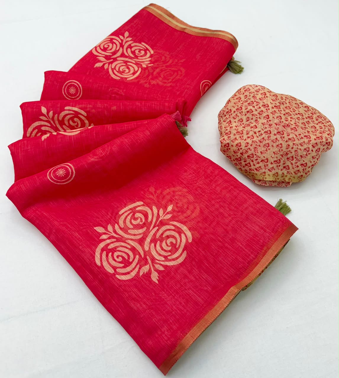 Kazari Series Lisha Linen Saree with Zari Border & Tassels