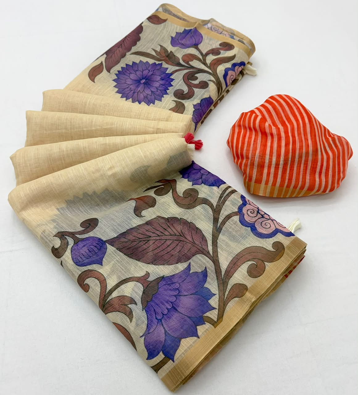 Lisha Soft Linen Cotton Saree with Zari Border & Tassels-6 Pcs Set.