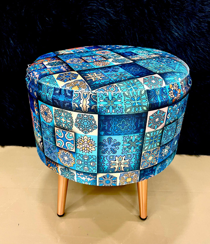 Multicolor Printed Round Mudha with Wooden Legs M.R. Saree Emporium