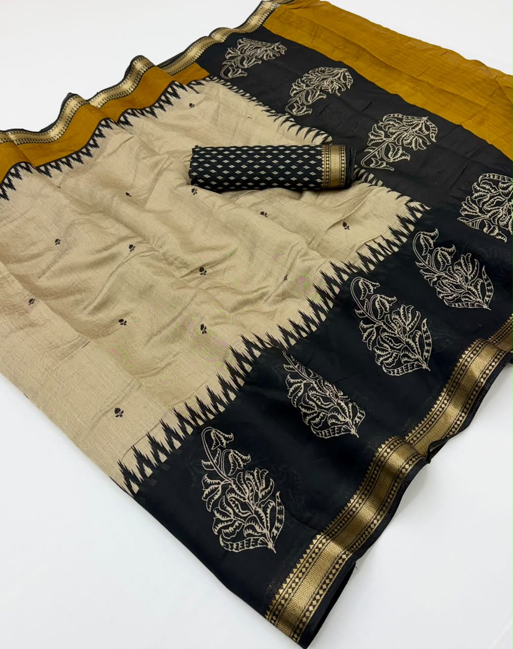 Soft Mul Cotton Printed Saree with Zari Border- 6Pcs Set
