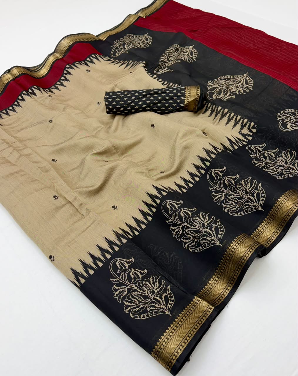 Soft Mul Cotton Printed Saree with Zari Border- 6Pcs Set