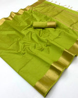 Onam Khadi Silk Saree with Big Zari Border & Tassels - 4 Pcs Set