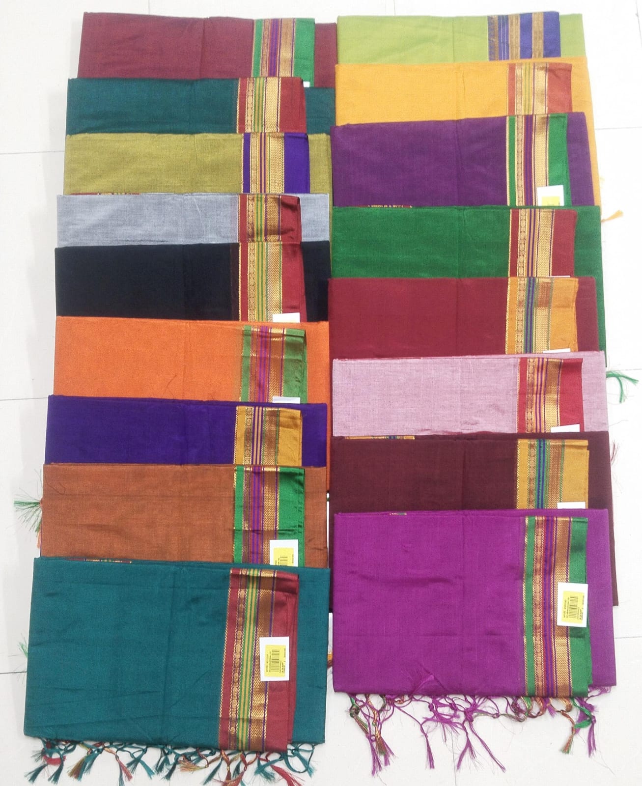 Paras Cotton Saree Collection with Traditional Border -17 Pcs Set -M.R. Saree Emporium