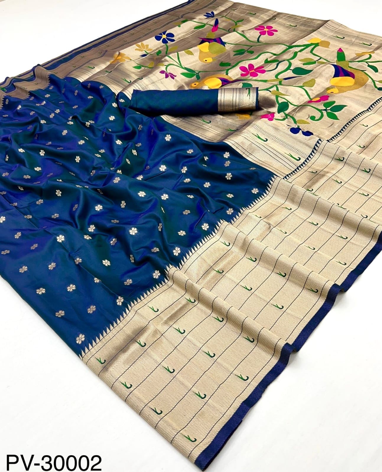 RajPath Fabrics Pavitra Paithani Pure Paithani Silk Saree - Zari Weaving