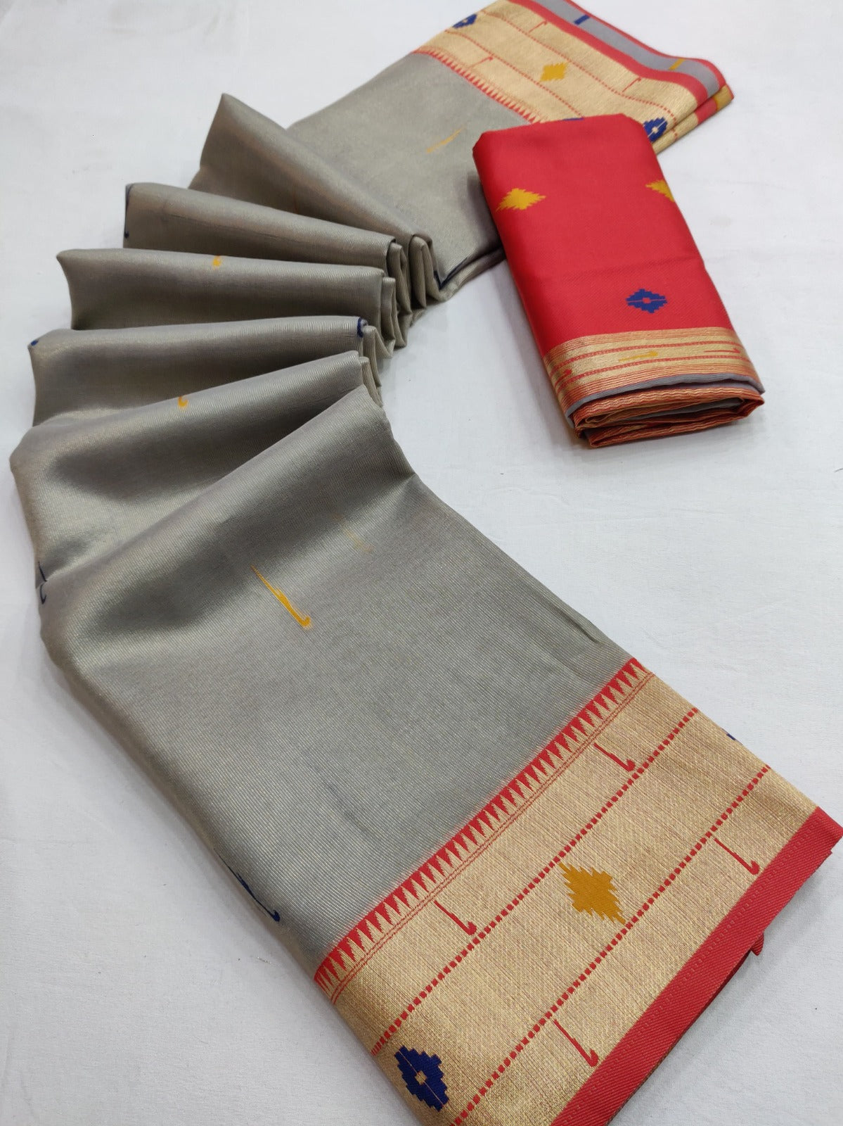Vamika Silk (RJYG)