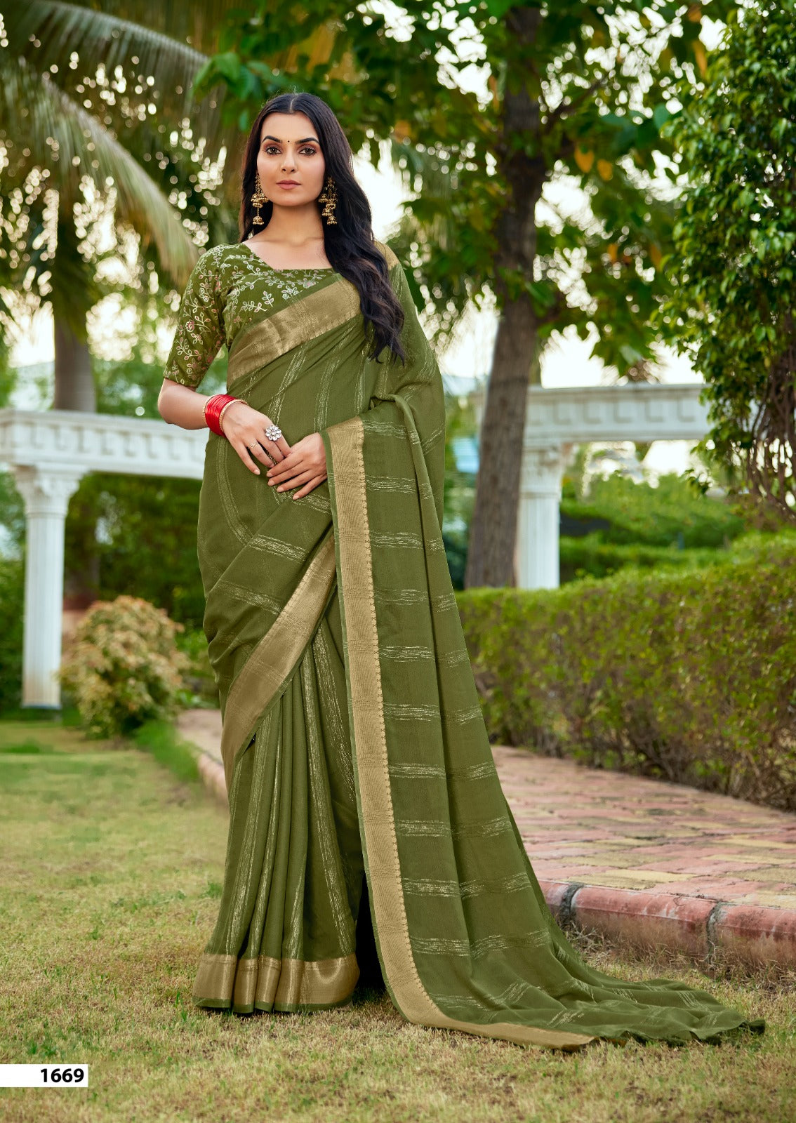 SR Tarnika Pure Bamber Silk Saree with Designer Tusser Digital Blouse - 10 PCS Wholesale Set