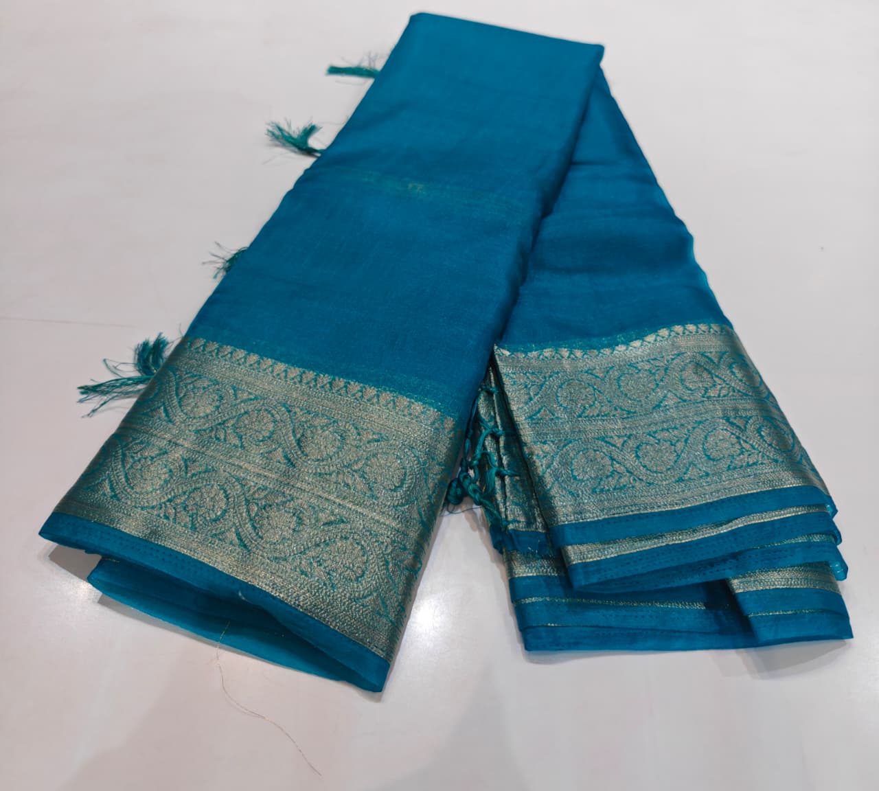 Tissue Silk Saree - Elegant Designer Festive Wear 5 Pcs Set