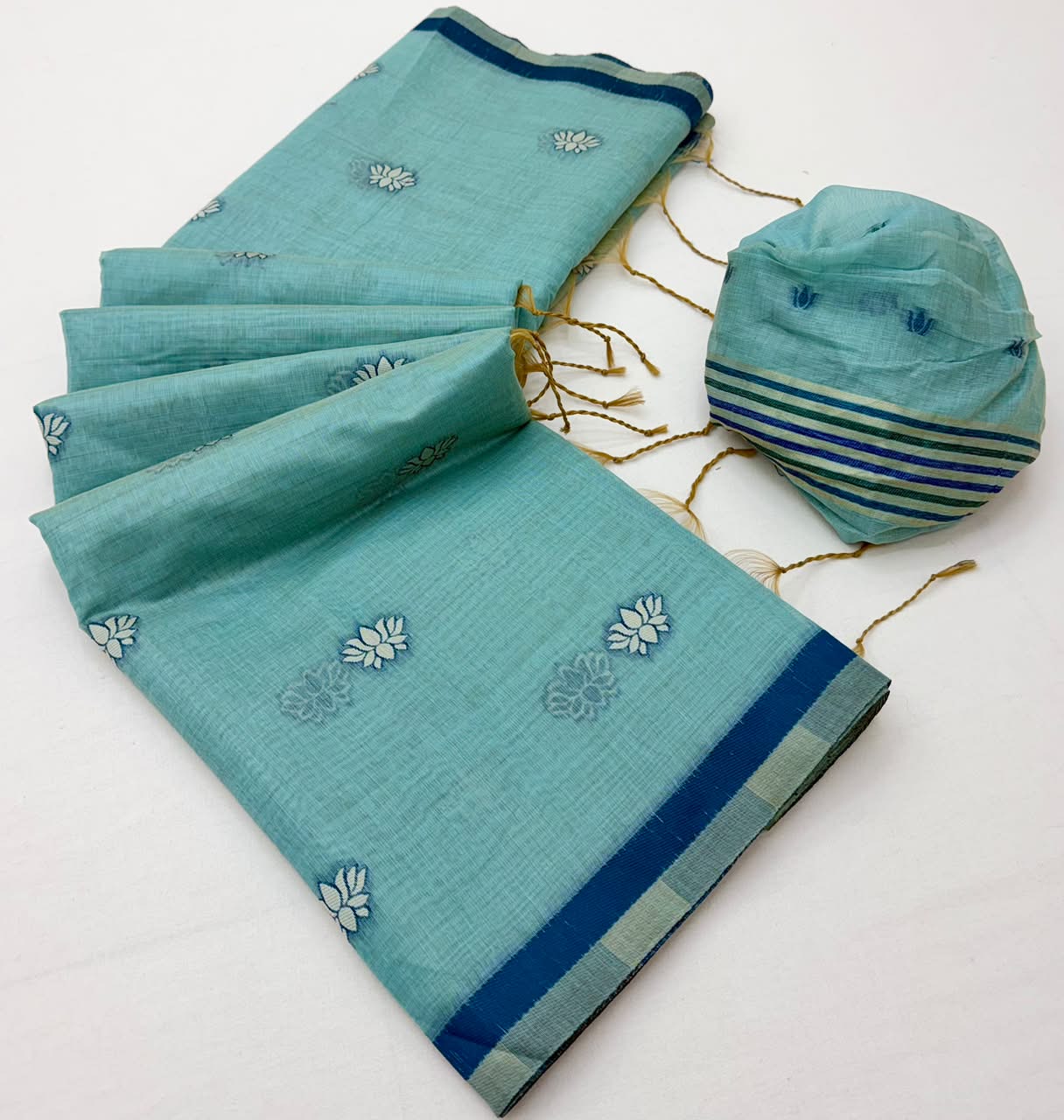 Tapti Cotton Saree - Jamdani Weaving Border & Pichwai Pallu-6 Pcs Set.