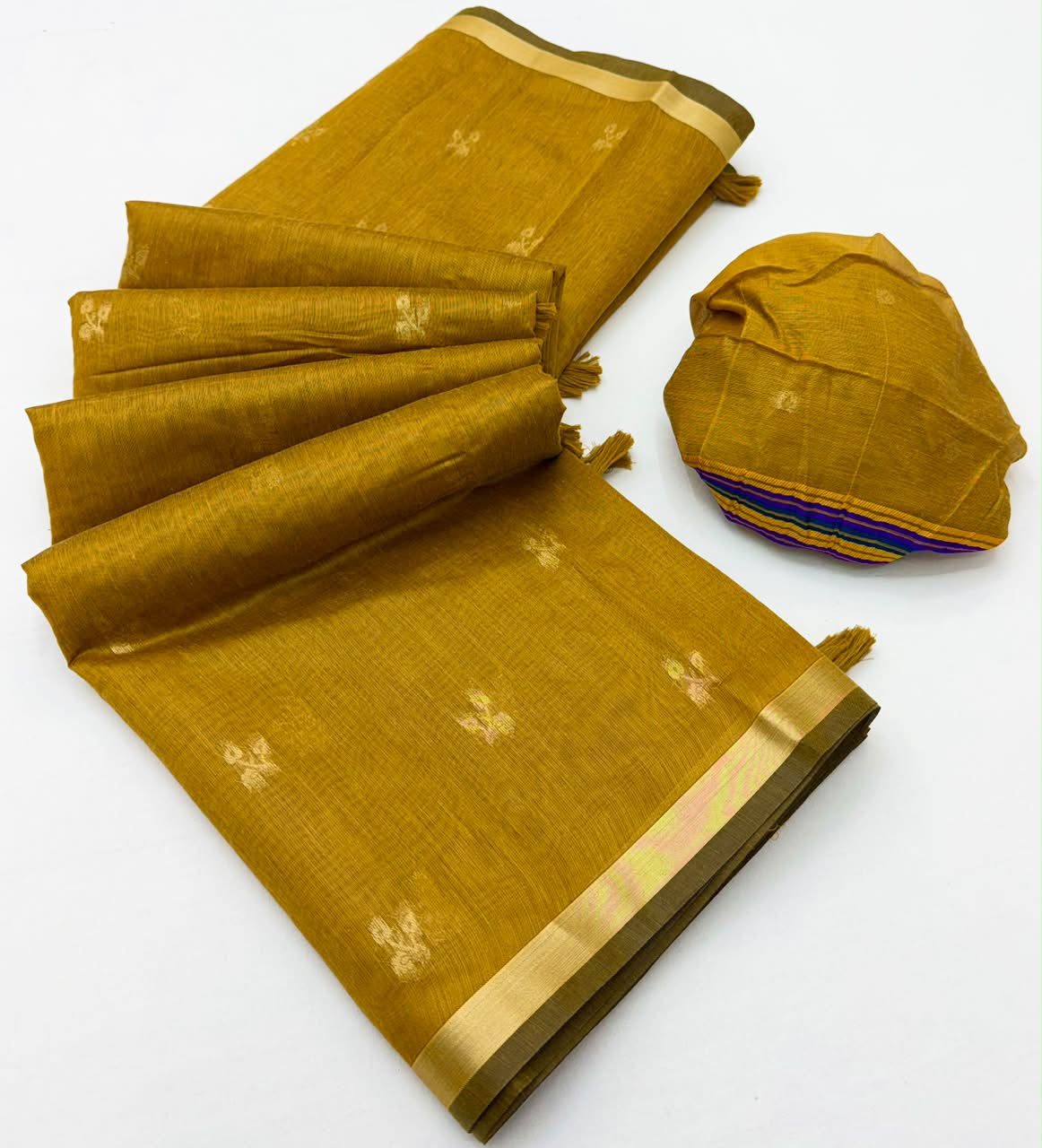 Tapti Cotton Saree with Jamdani Weaving & Zari Border-6 Pcs Set