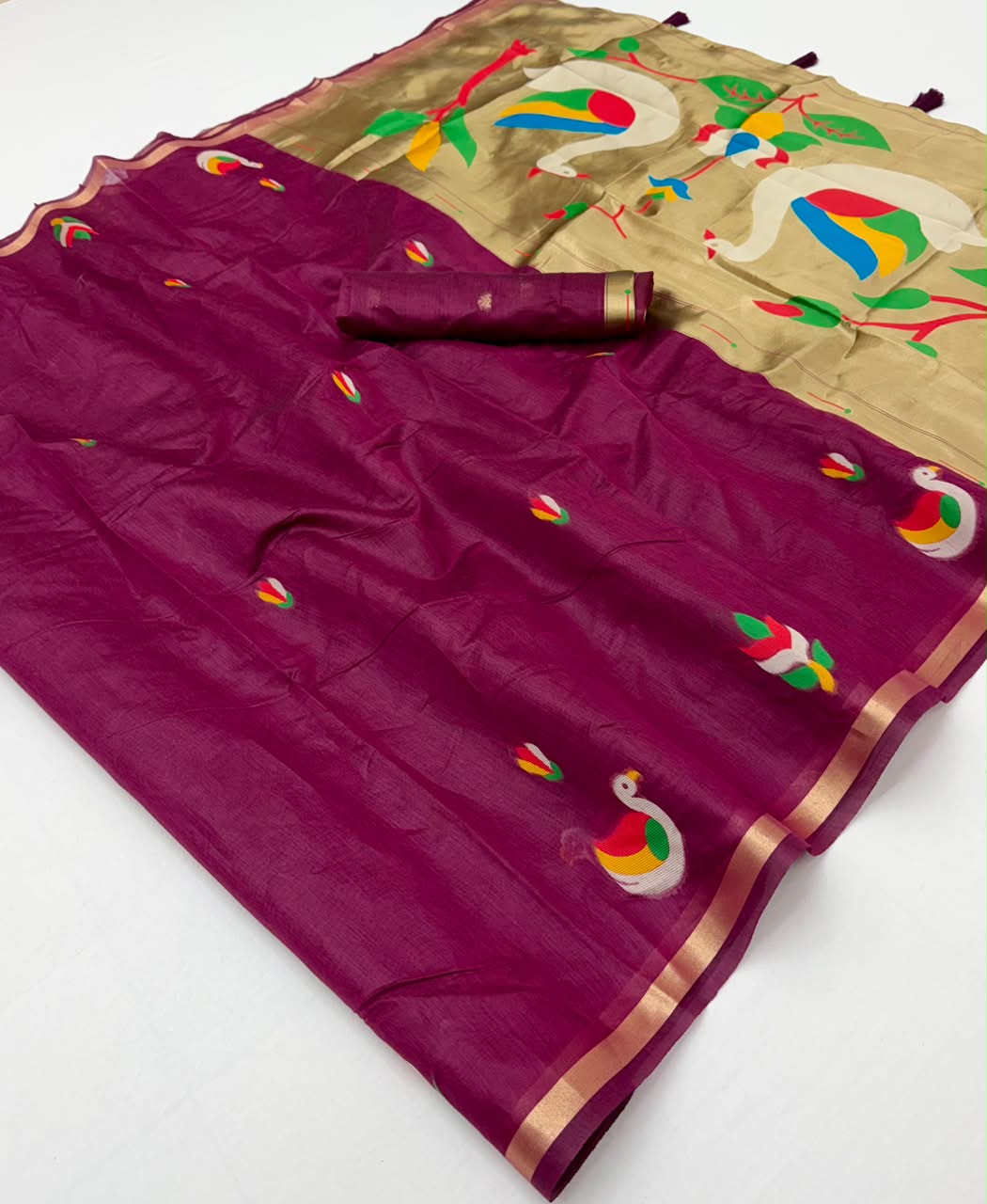 RajMata Series Jamdani Cotton Saree with Zari Border