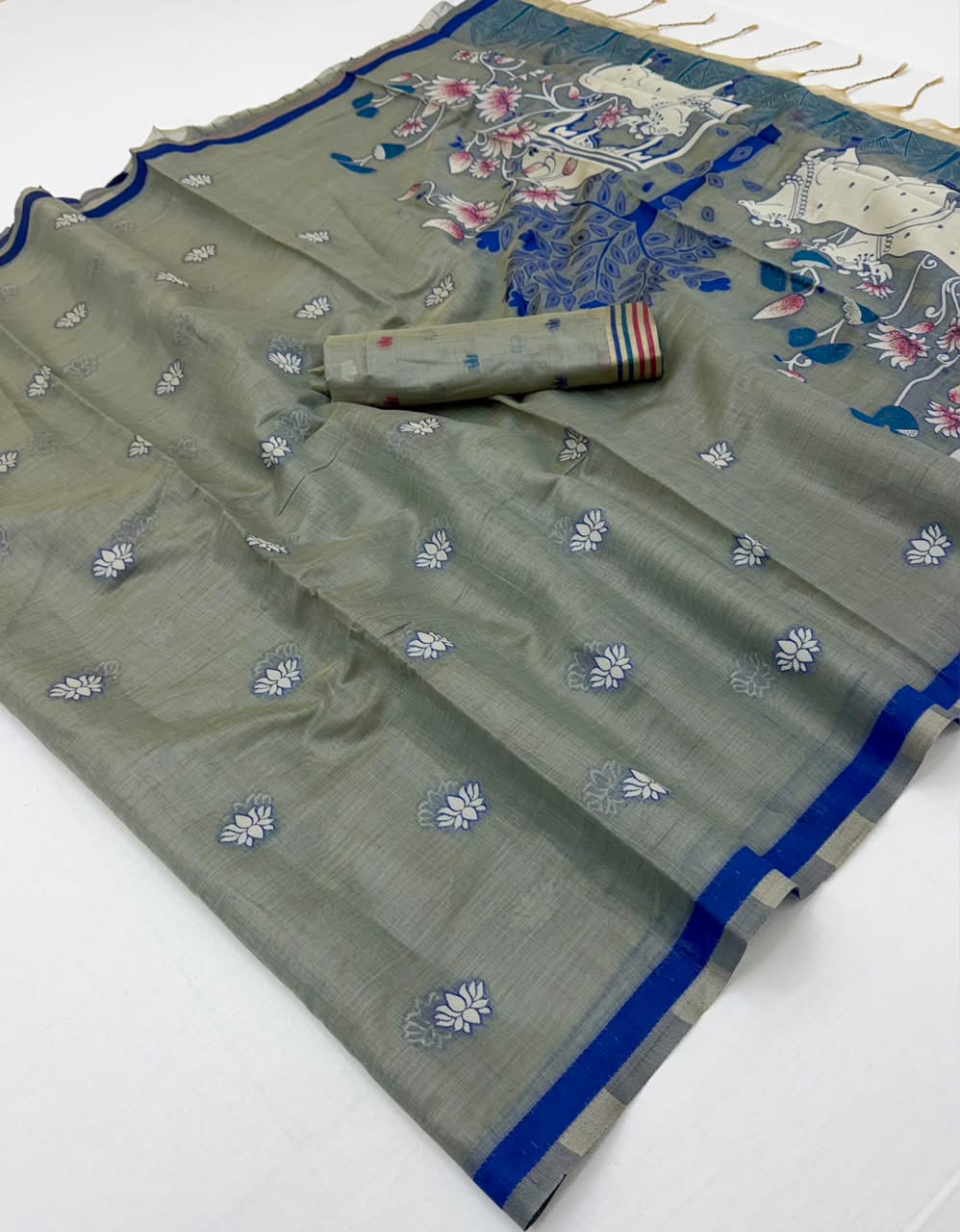 Tapti Cotton Saree - Jamdani Weaving Border & Pichwai Pallu-6 Pcs Set.
