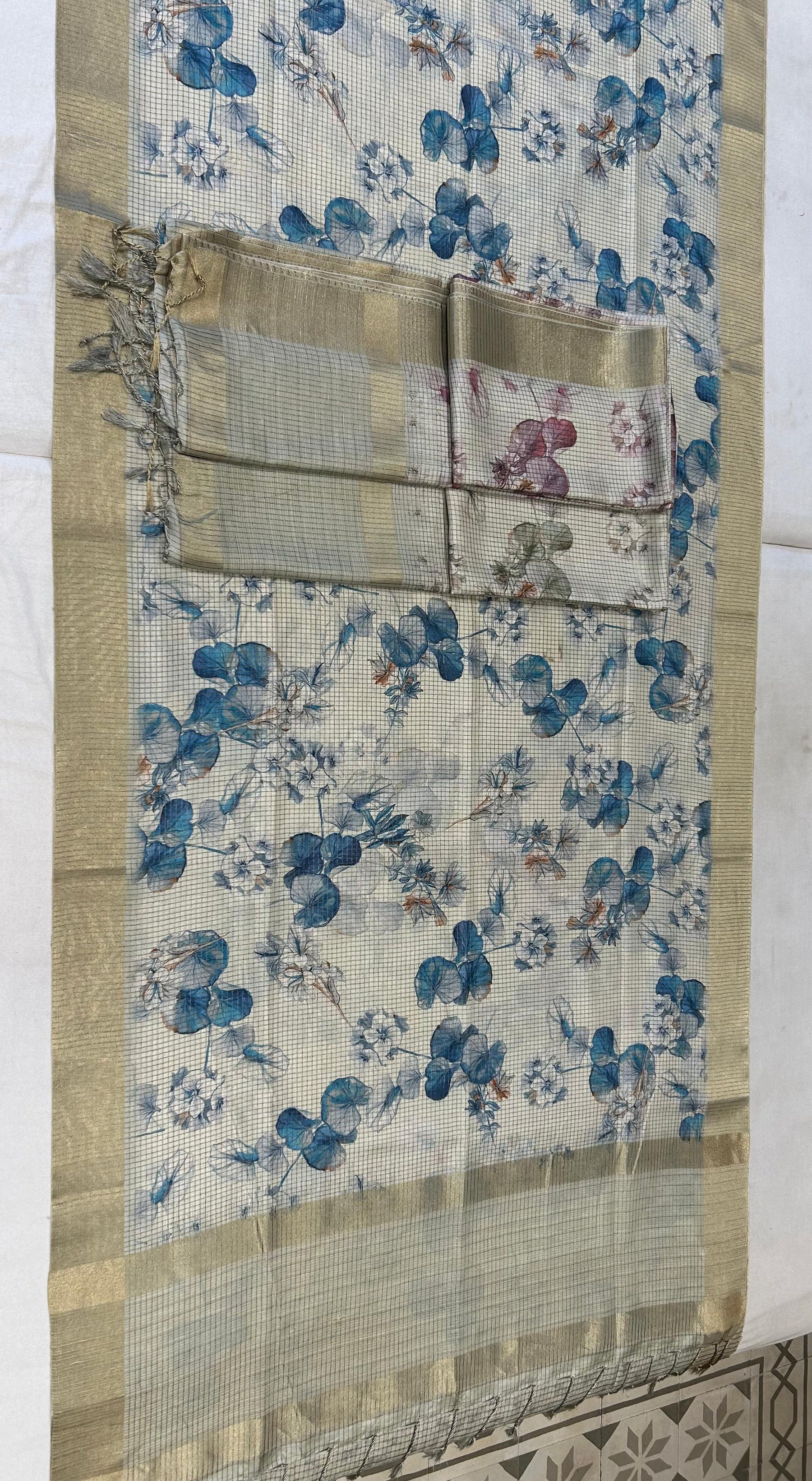 Sambhavya Silk-4 (UVS)