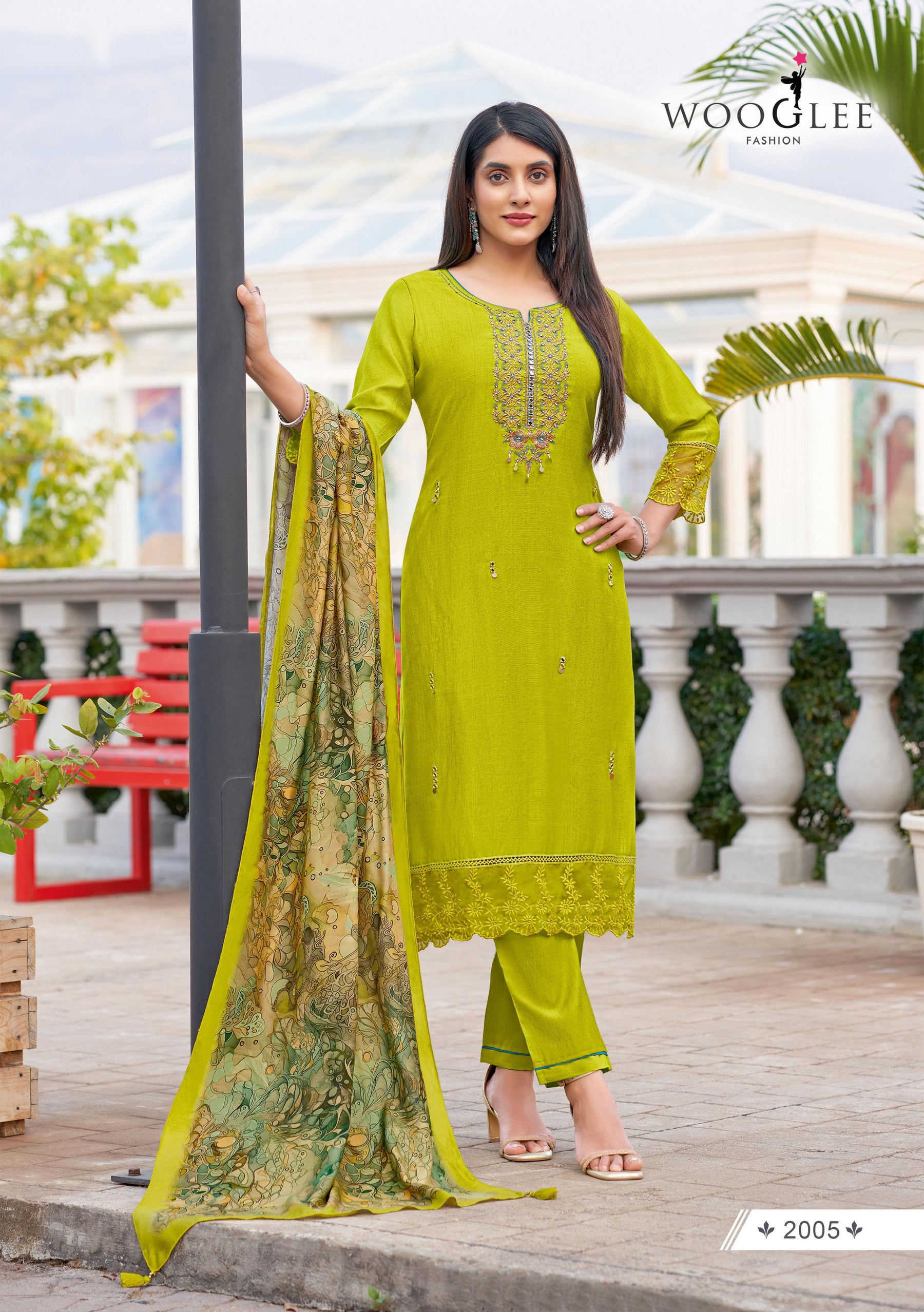 Wooglee Ehsaas 6 Pcs Set Viscose Weaving Suit with Thread & Handwork and Pure Muslin Dupatta - M.R. Saree Emporium