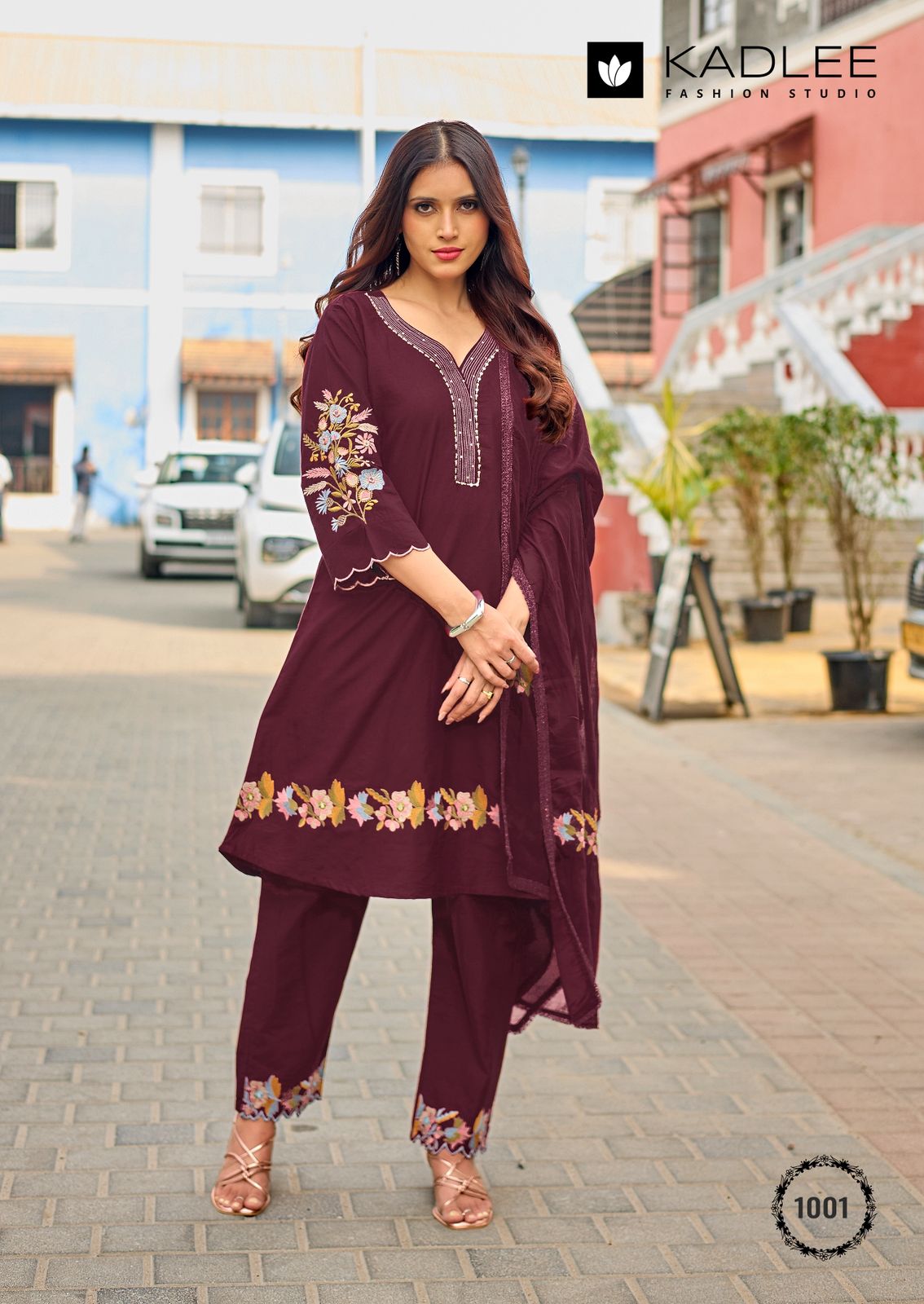 Kadlee Aamira Dhabu Cotton Thread Work Kurti Pant Dupatta Set - Designer Ethnic Wear 4 Pc Set - M.R. Saree Emporium