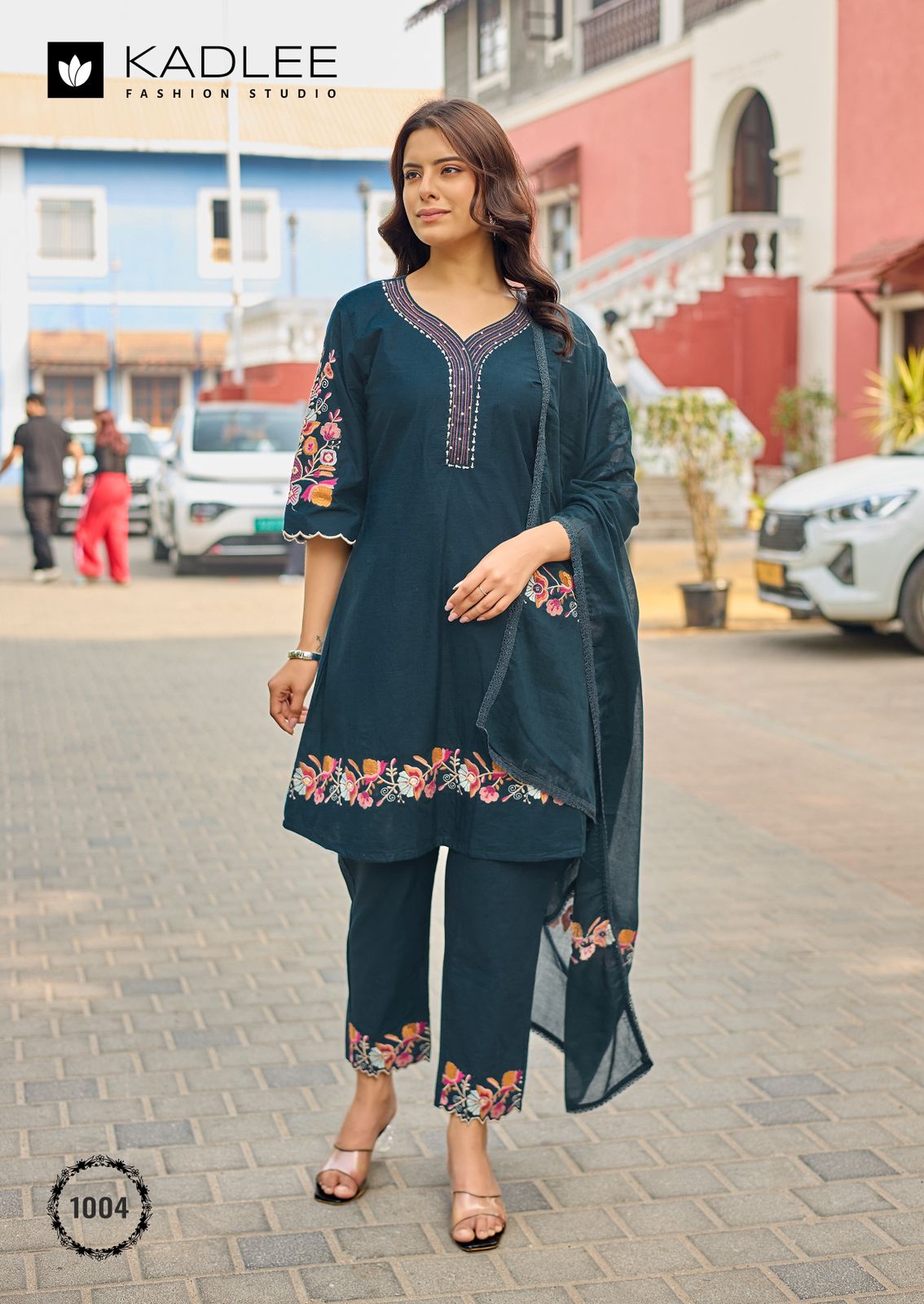 Kadlee Aamira Dhabu Cotton Thread Work Kurti Pant Dupatta Set - Designer Ethnic Wear 4 Pc Set - M.R. Saree Emporium