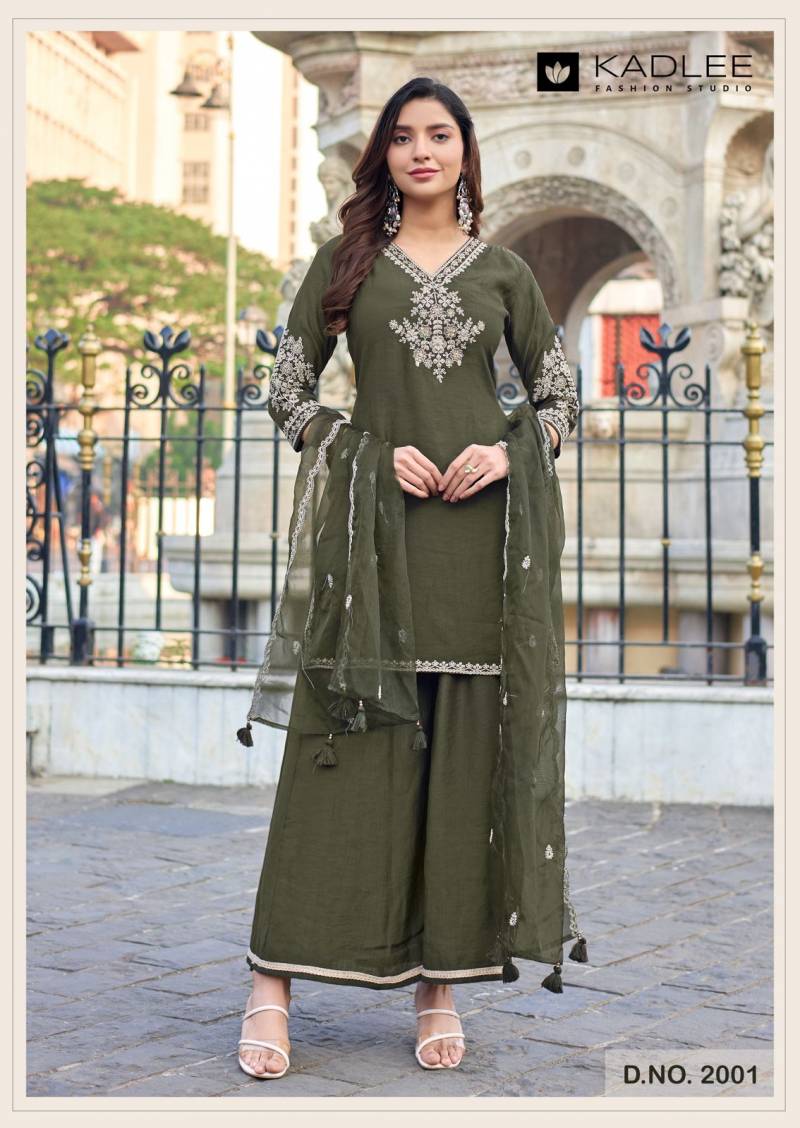 Kadlee Gori Viscose Crepe Kurti Pant Dupatta Set - 4 PCS Set - Thread Work Designer Suit - M.R. Saree Emporium