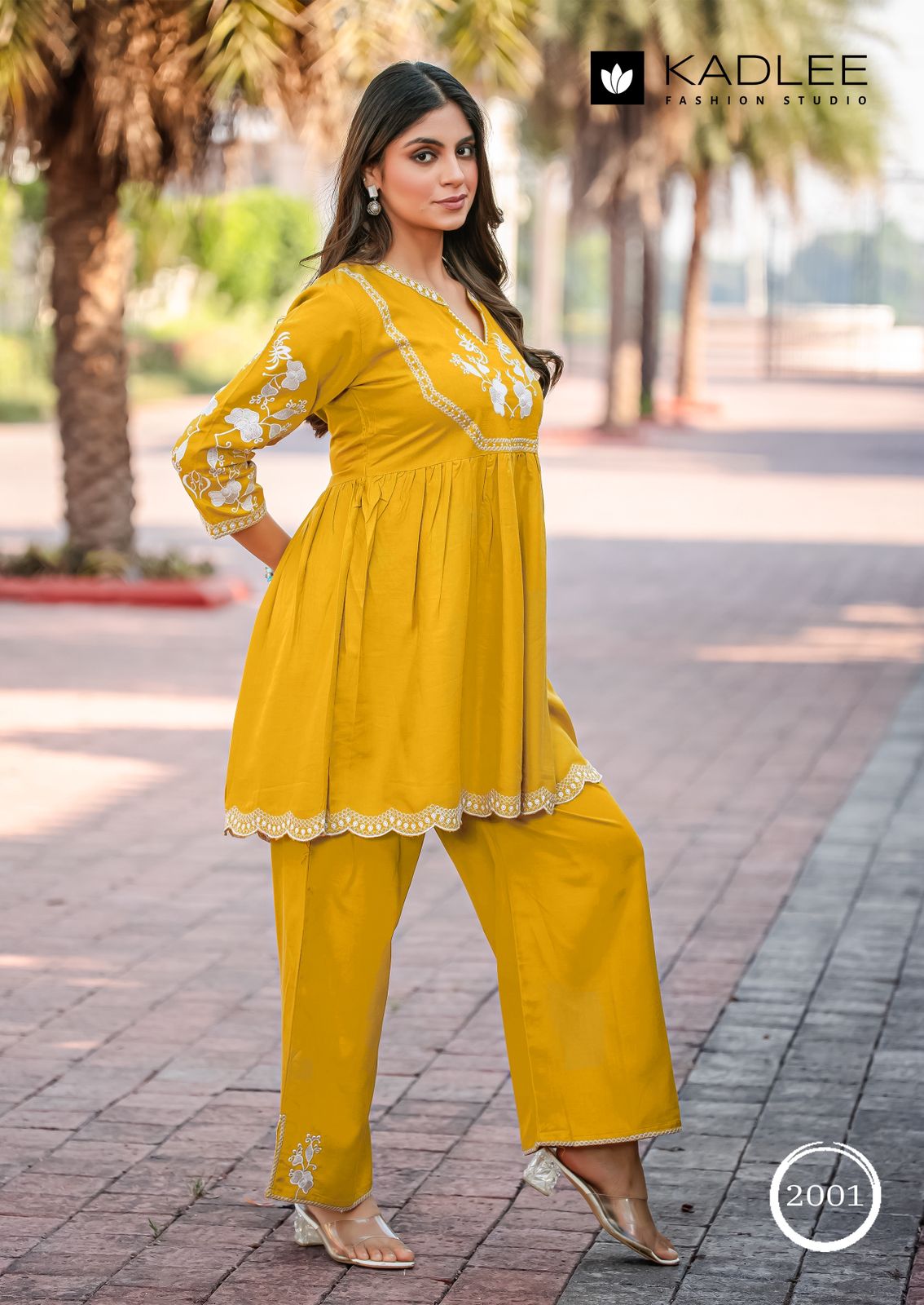 Kadlee Helisha Rayon Co-Ord Set With Thread Work - 4 PCS Set - Designer Kurti Pant Set - M.R. Saree Emporium