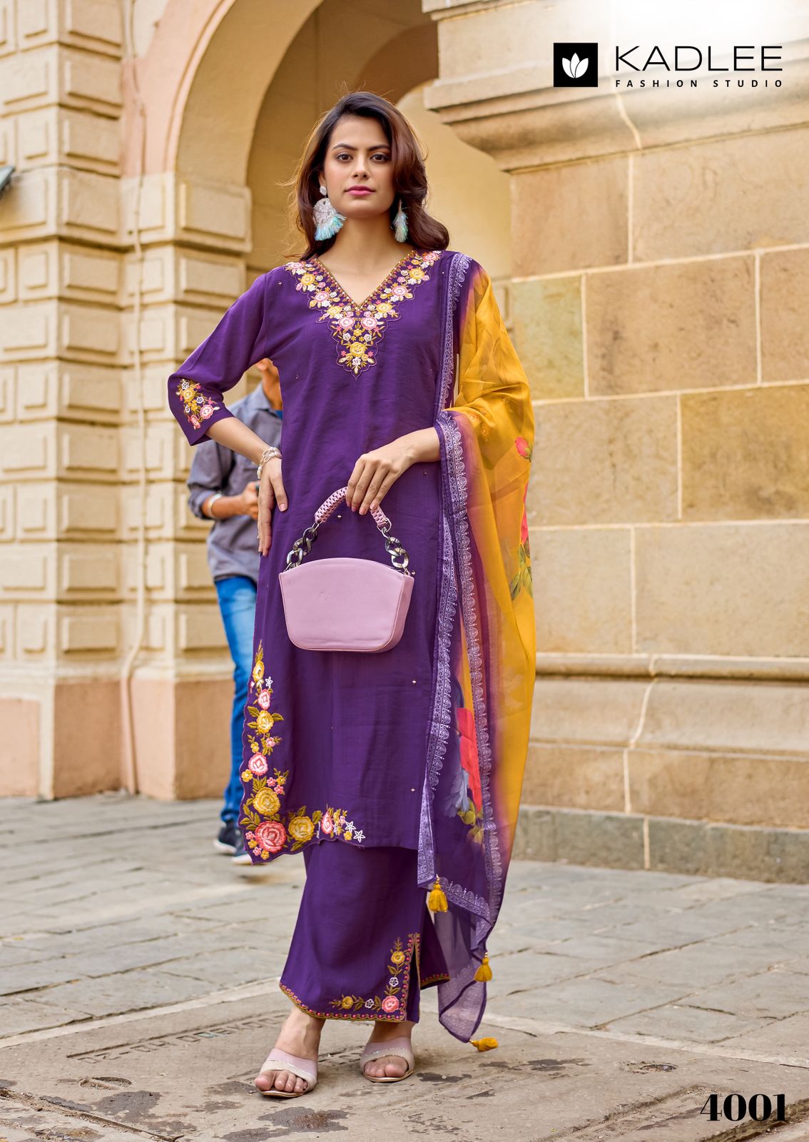 Kadlee Vaari - Fancy Designer Kurti Pant Dupatta Set 4 PCS Collection - Premium Embroidered Wear By M.R. Saree Emporium