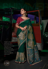 Kira Kanya Pure Silk Saree (5 Pcs Set) with Woven Pallu, Border & Designer Embroidered Blouse