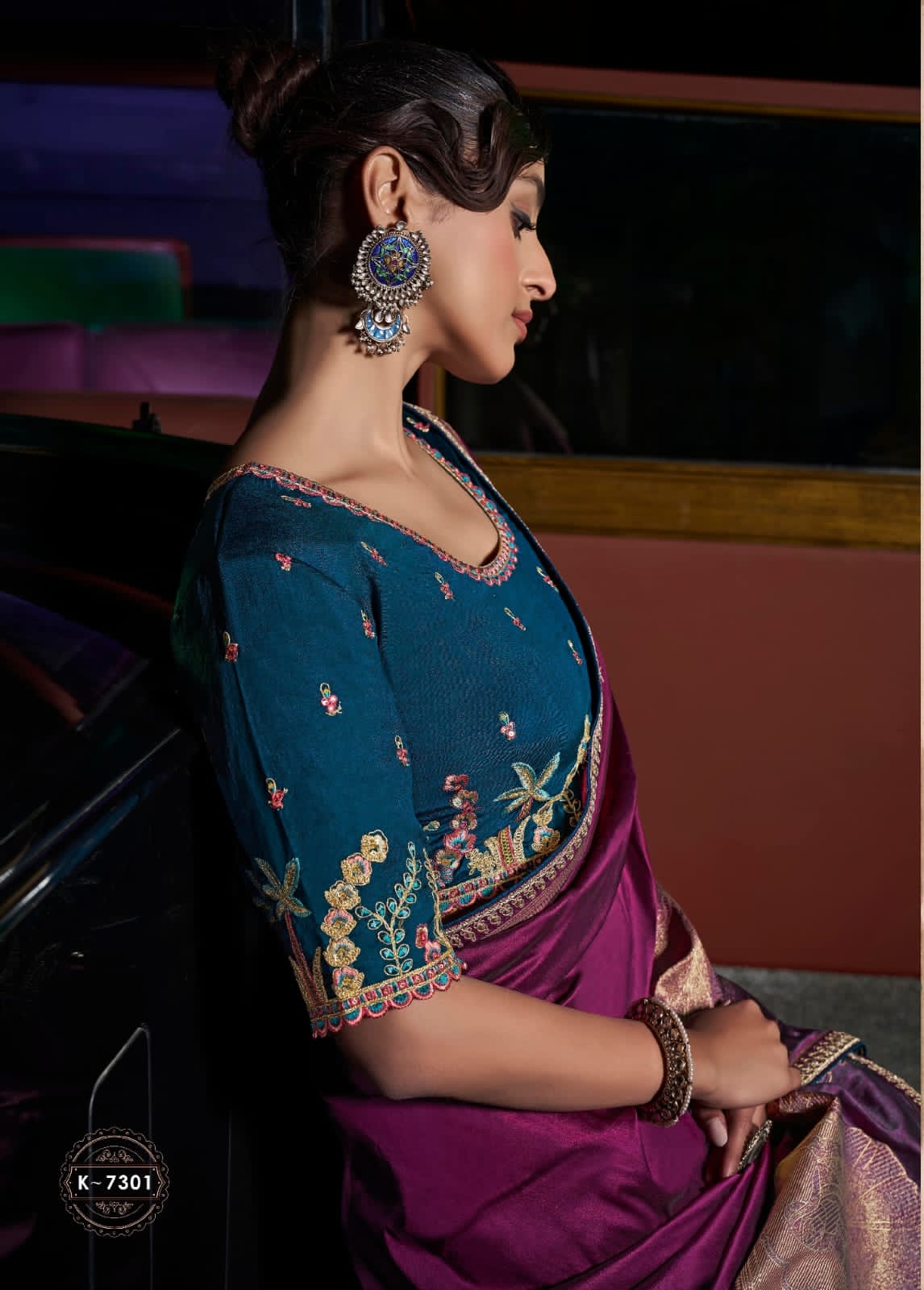 Kira Kanya Pure Silk Saree (5 Pcs Set) with Woven Pallu, Border & Designer Embroidered Blouse