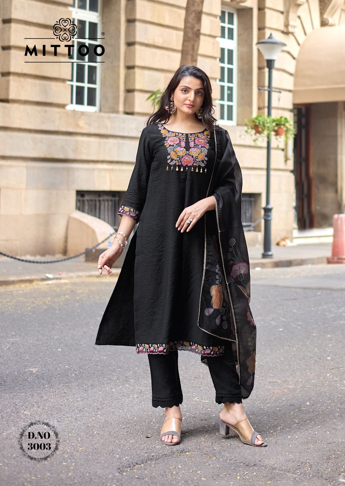 Mittoo Aarzoo Viscose Weaving Suit Set - Designer Thread & Handwork Kurti with Chanderi Dupatta
