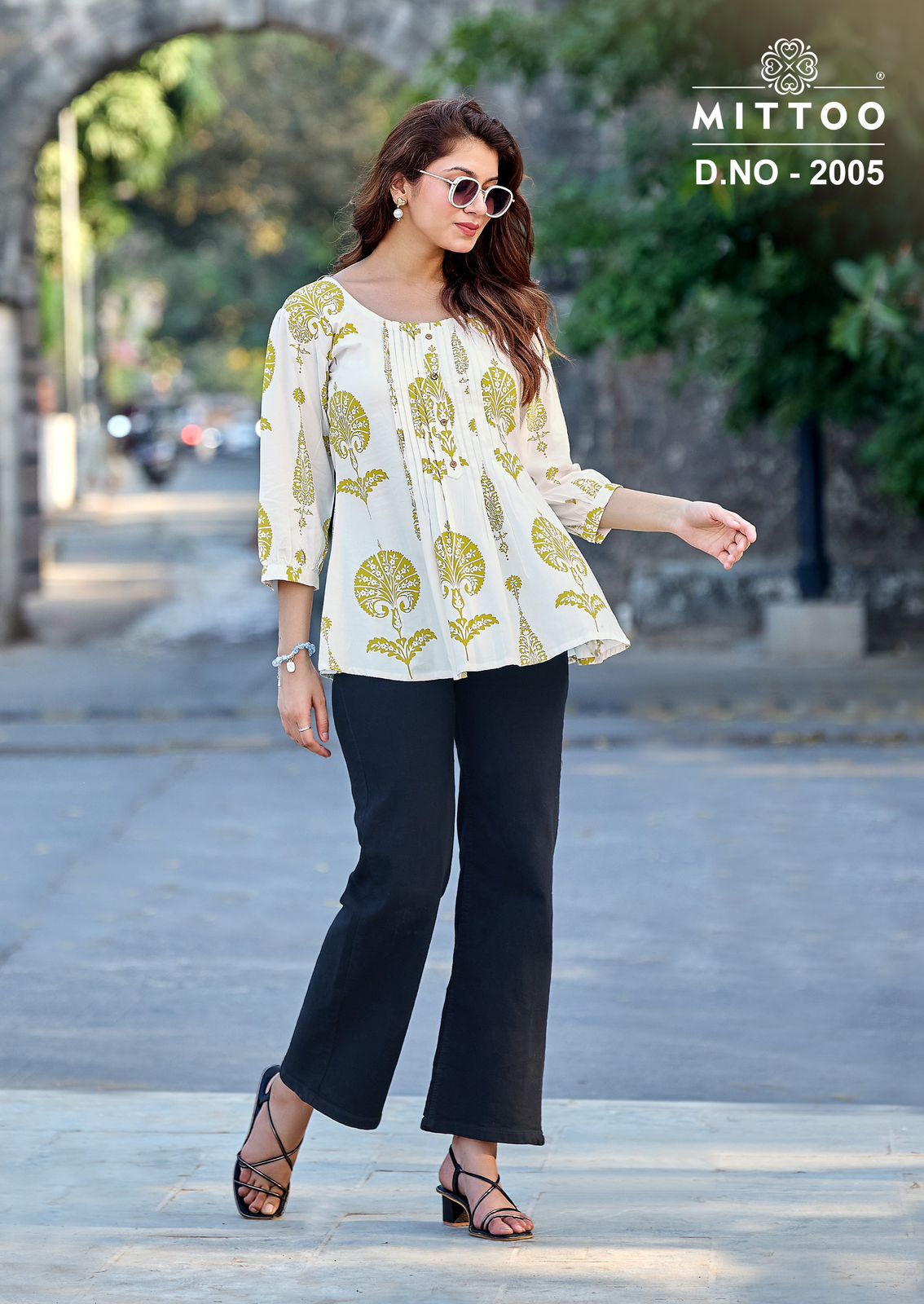 Mittoo Crispy Rayon Printed Kurti - 6 Pcs Set