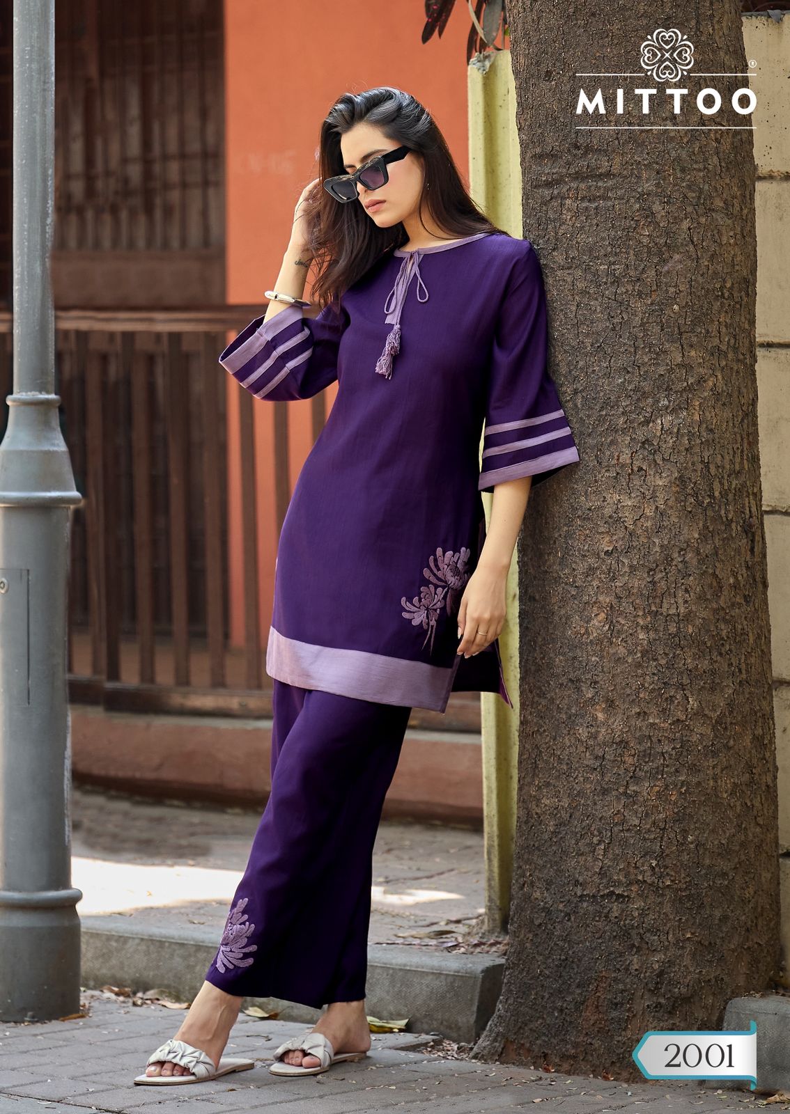 Mittoo Marine Life Kurti Pant Set - Viscose Weaving Embroidered Ethnic Wear for Women