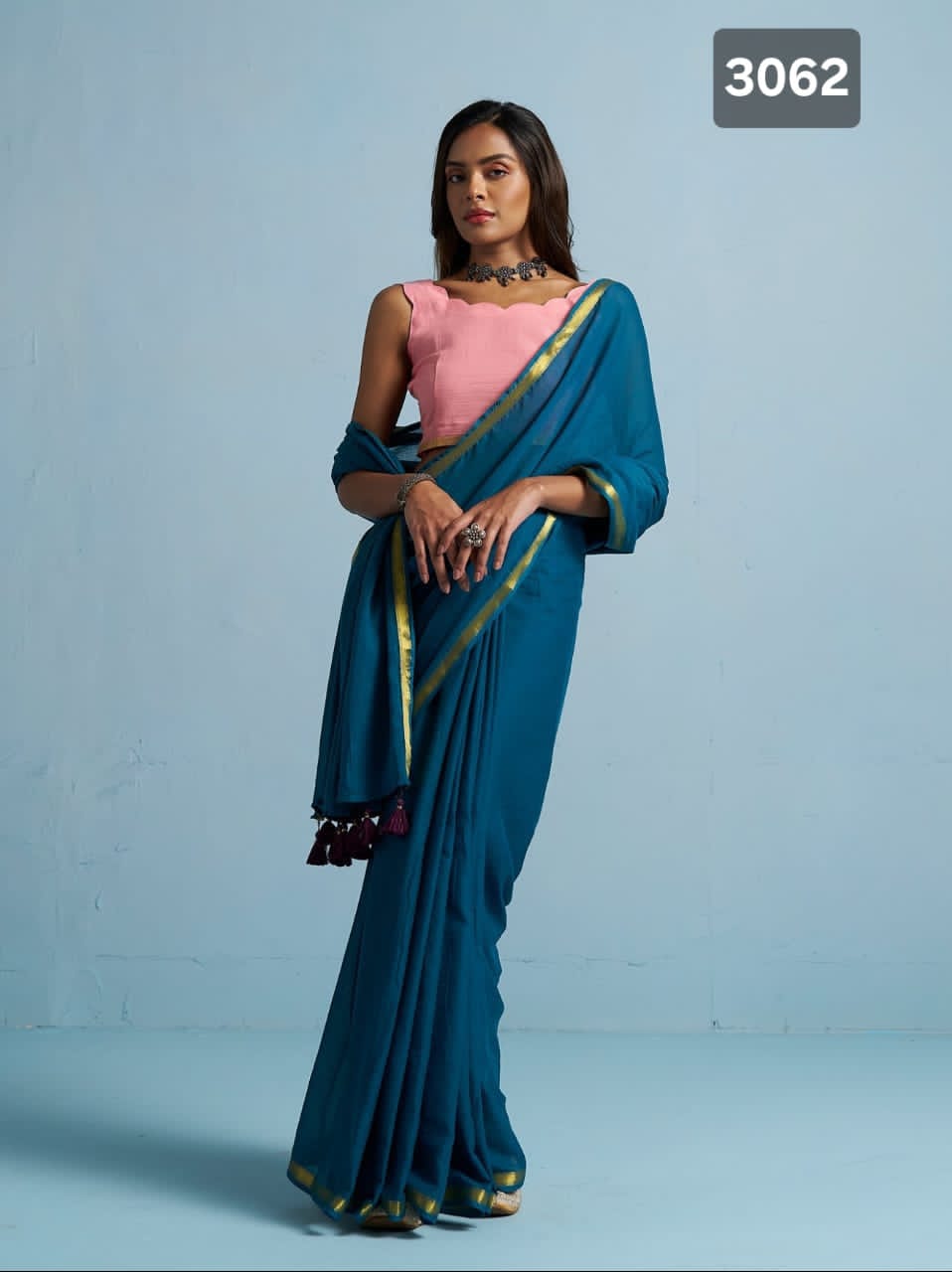 MONO.POLEY Hues & Flow Viscose Mul Saree with Contrast Designer Blouse (Liva Certified)