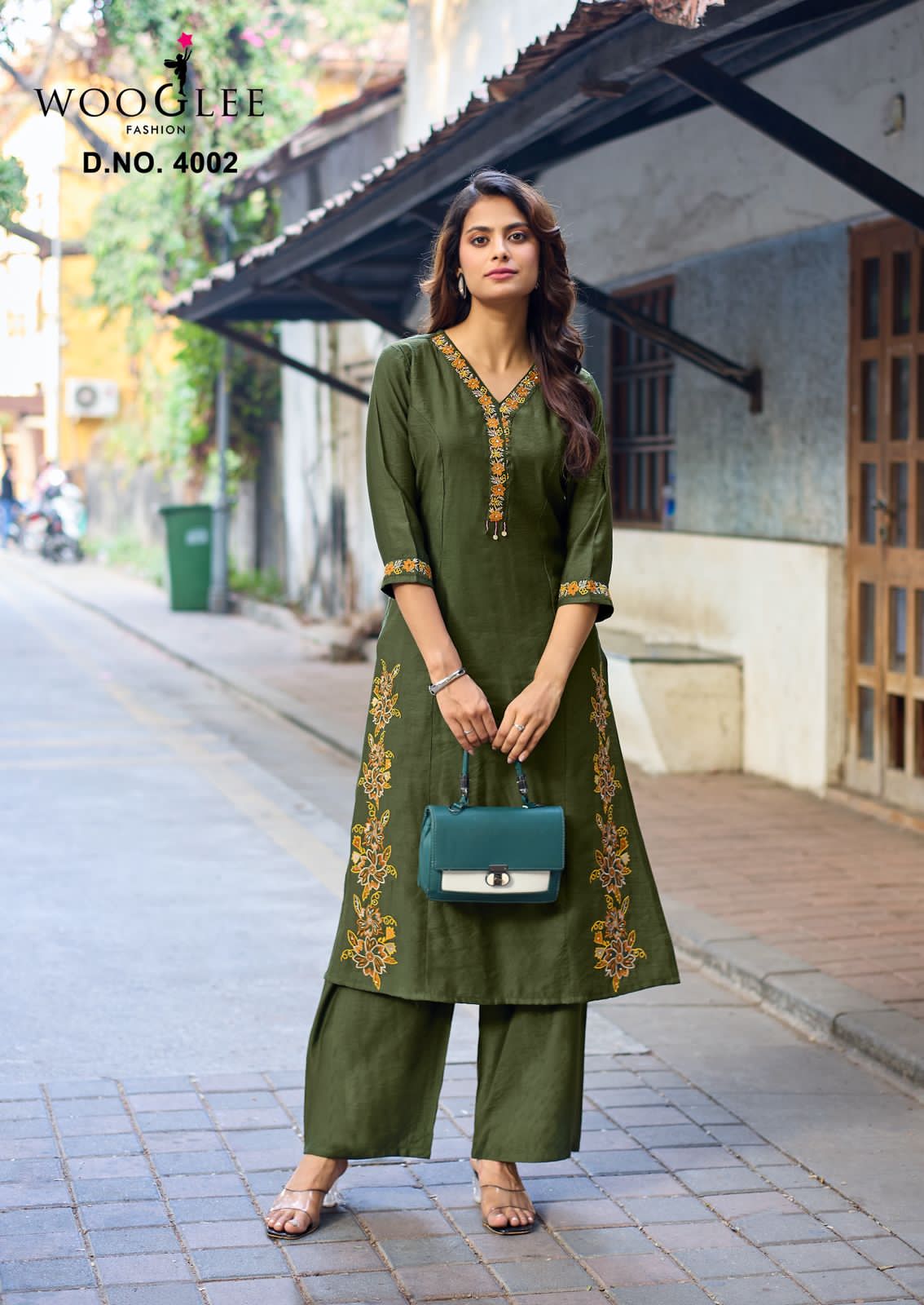 Rahima Viscose Weaving Kurti Set - Thread & Handwork Designer Kurti with Bottom - M.R. Saree Emporium